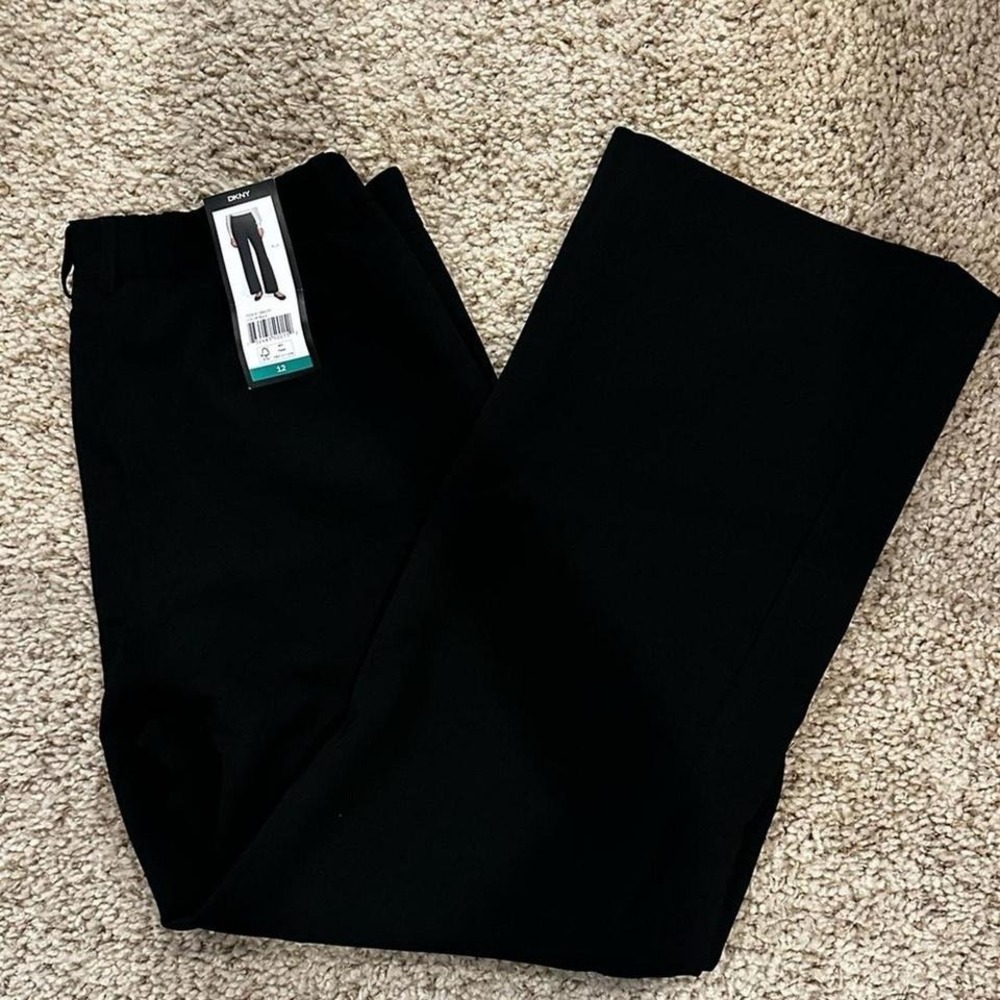 NWT DKNY Black wide leg women's dress pants in a size 12.